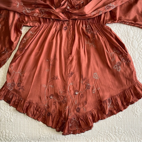FREE PEOPLE NWT Rose/tyrie Wide Long Sleeve Ruffle V-neck Romper  Small - Picture 6 of 13